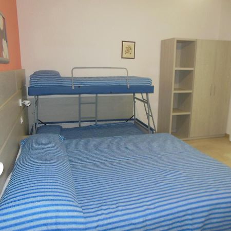 רימיני Hotel Edy מראה חיצוני תמונה